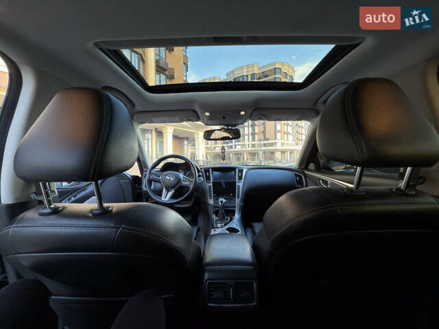 Чорний Інфініті Q50, об'ємом двигуна 3 л та пробігом 82 тис. км за 23000 $, фото 28 на Automoto.ua
