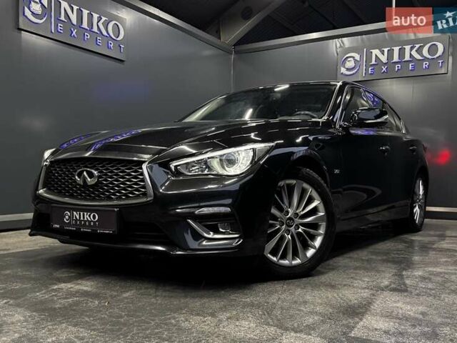 Черный Инфинити Q50, объемом двигателя 1.99 л и пробегом 69 тыс. км за 25500 $, фото 5 на Automoto.ua