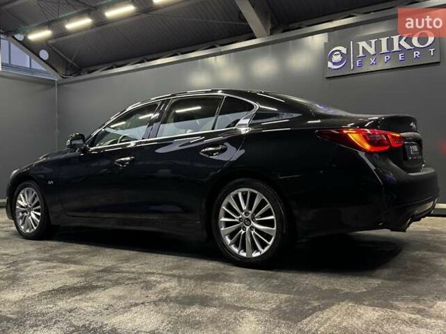 Черный Инфинити Q50, объемом двигателя 1.99 л и пробегом 69 тыс. км за 25500 $, фото 2 на Automoto.ua