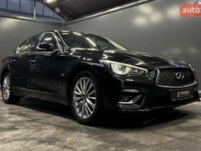 Черный Инфинити Q50, объемом двигателя 1.99 л и пробегом 69 тыс. км за 25500 $, фото 25 на Automoto.ua