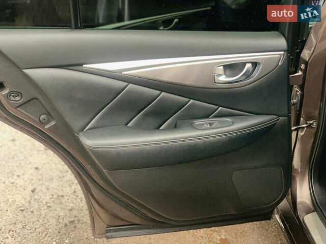 Коричневый Инфинити Q50, объемом двигателя 3.5 л и пробегом 124 тыс. км за 15340 $, фото 21 на Automoto.ua