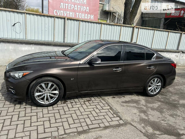 Коричневий Інфініті Q50, об'ємом двигуна 3.7 л та пробігом 176 тис. км за 13600 $, фото 19 на Automoto.ua