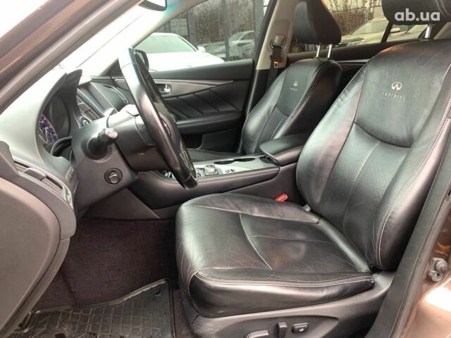 Коричневый Инфинити Q50, объемом двигателя 3.5 л и пробегом 124 тыс. км за 15340 $, фото 25 на Automoto.ua