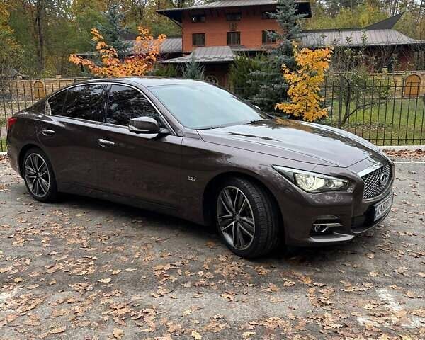 Коричневый Инфинити Q50, объемом двигателя 2.14 л и пробегом 174 тыс. км за 15200 $, фото 1 на Automoto.ua