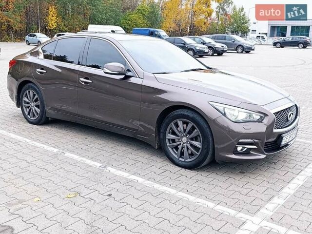Коричневый Инфинити Q50, объемом двигателя 2 л и пробегом 236 тыс. км за 12800 $, фото 11 на Automoto.ua