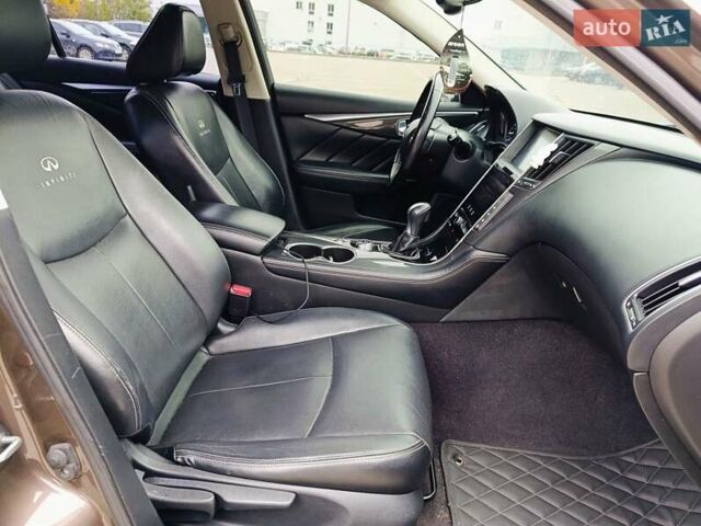 Коричневый Инфинити Q50, объемом двигателя 2 л и пробегом 236 тыс. км за 12800 $, фото 22 на Automoto.ua