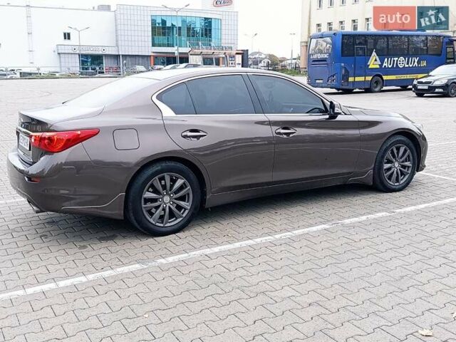 Коричневый Инфинити Q50, объемом двигателя 2 л и пробегом 236 тыс. км за 12800 $, фото 4 на Automoto.ua