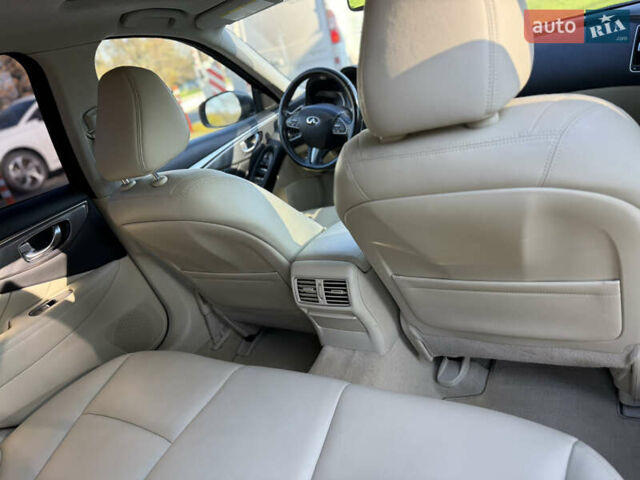 Коричневый Инфинити Q50, объемом двигателя 3 л и пробегом 103 тыс. км за 15500 $, фото 20 на Automoto.ua