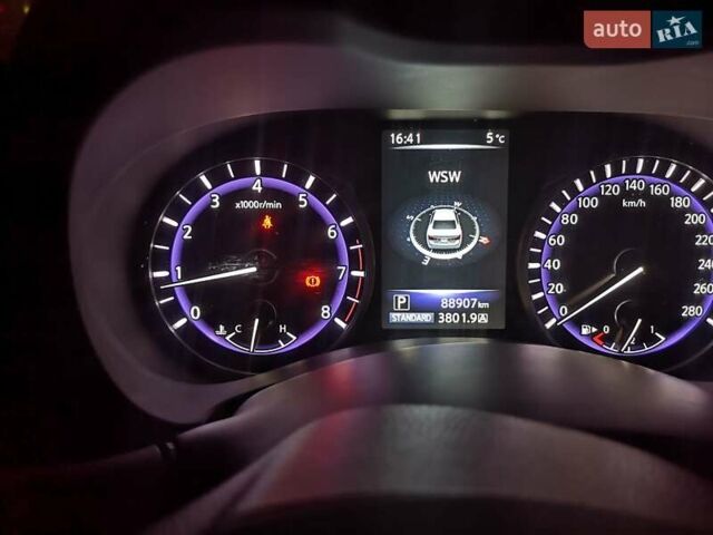 Коричневий Інфініті Q50, об'ємом двигуна 1.99 л та пробігом 88 тис. км за 13900 $, фото 12 на Automoto.ua