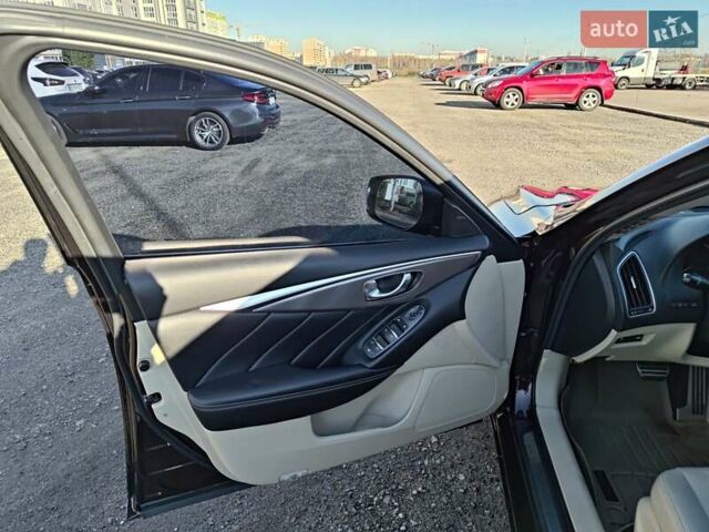 Коричневий Інфініті Q50, об'ємом двигуна 3 л та пробігом 76 тис. км за 17000 $, фото 30 на Automoto.ua