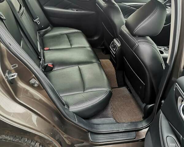 Коричневий Інфініті Q50, об'ємом двигуна 1.99 л та пробігом 88 тис. км за 13900 $, фото 10 на Automoto.ua