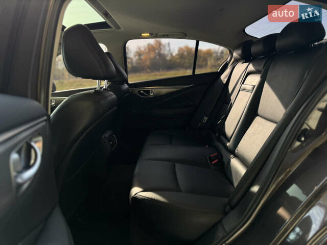 Коричневый Инфинити Q50, объемом двигателя 3 л и пробегом 98 тыс. км за 14800 $, фото 18 на Automoto.ua