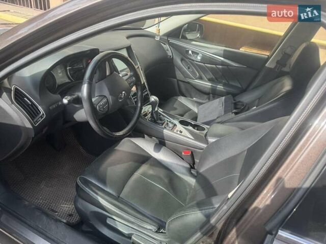 Коричневий Інфініті Q50, об'ємом двигуна 1.99 л та пробігом 88 тис. км за 13900 $, фото 4 на Automoto.ua