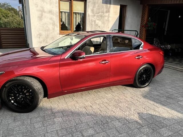 Червоний Інфініті Q50, об'ємом двигуна 2 л та пробігом 197 тис. км за 12300 $, фото 13 на Automoto.ua