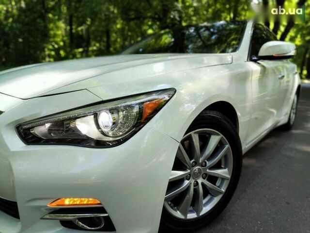 Инфинити Q50, объемом двигателя 3.7 л и пробегом 202 тыс. км за 10990 $, фото 1 на Automoto.ua