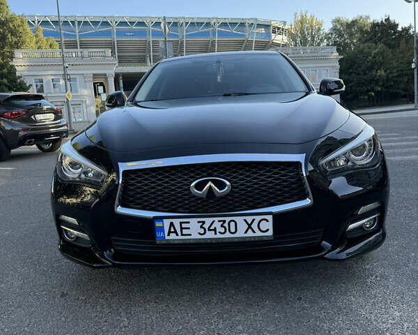 Инфинити Q50, объемом двигателя 1.99 л и пробегом 148 тыс. км за 13000 $, фото 3 на Automoto.ua