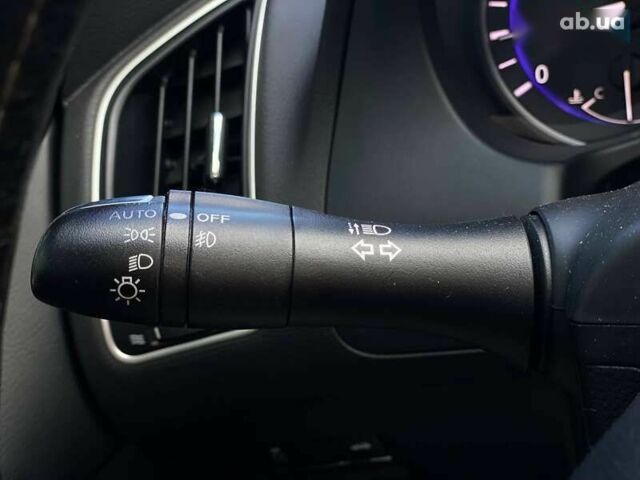 Інфініті Q50, об'ємом двигуна 3 л та пробігом 110 тис. км за 13990 $, фото 28 на Automoto.ua