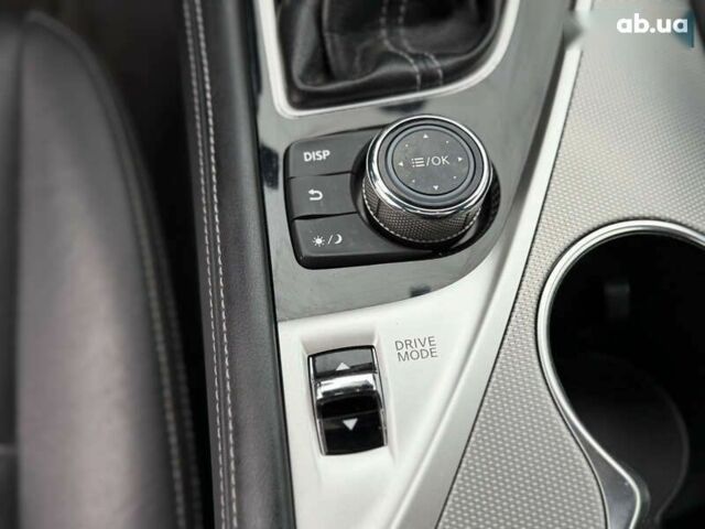 Інфініті Q50, об'ємом двигуна 2.1 л та пробігом 138 тис. км за 17500 $, фото 20 на Automoto.ua