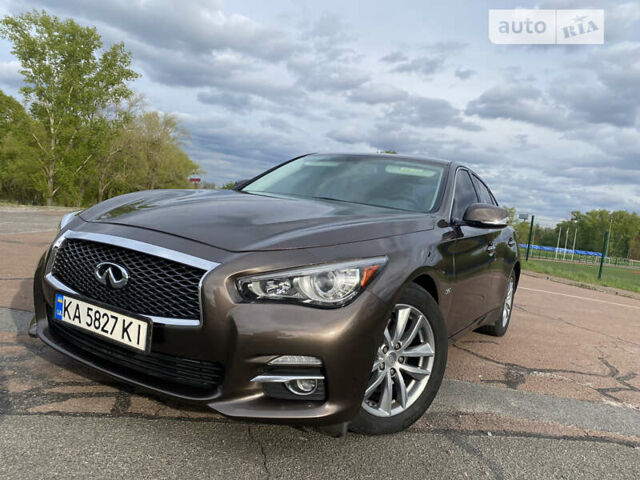 Інфініті Q50, об'ємом двигуна 3 л та пробігом 128 тис. км за 17500 $, фото 1 на Automoto.ua