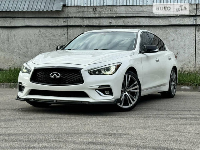 Інфініті Q50, об'ємом двигуна 3.7 л та пробігом 87 тис. км за 19999 $, фото 6 на Automoto.ua