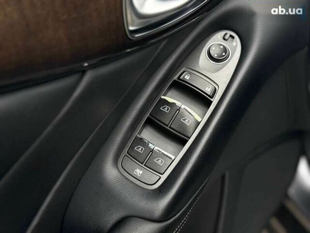 Инфинити Q50, объемом двигателя 3 л и пробегом 170 тыс. км за 15500 $, фото 11 на Automoto.ua