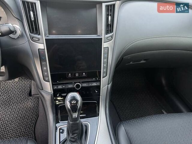 Инфинити Q50, объемом двигателя 1.99 л и пробегом 96 тыс. км за 19100 $, фото 10 на Automoto.ua