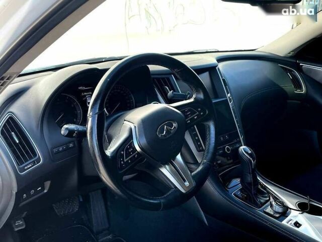 Инфинити Q50, объемом двигателя 2 л и пробегом 150 тыс. км за 20600 $, фото 10 на Automoto.ua