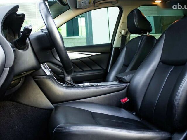 Инфинити Q50, объемом двигателя 3 л и пробегом 145 тыс. км за 20900 $, фото 9 на Automoto.ua