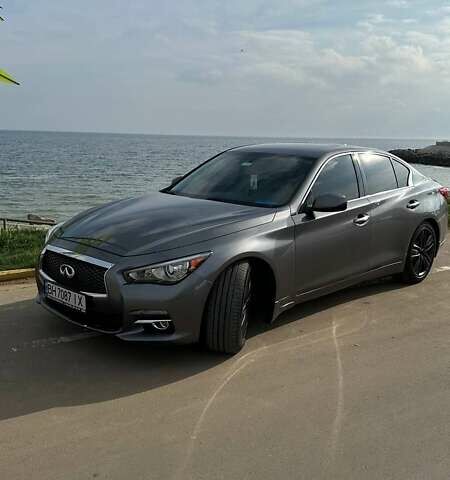Серый Инфинити Q50, объемом двигателя 3.5 л и пробегом 207 тыс. км за 16500 $, фото 1 на Automoto.ua
