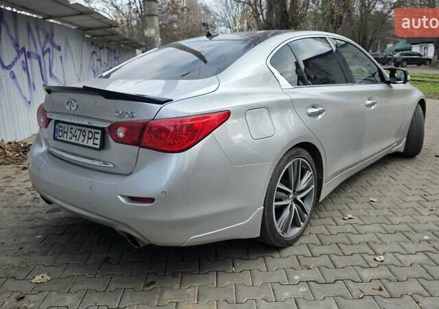 Сірий Інфініті Q50, об'ємом двигуна 3.5 л та пробігом 111 тис. км за 12000 $, фото 6 на Automoto.ua