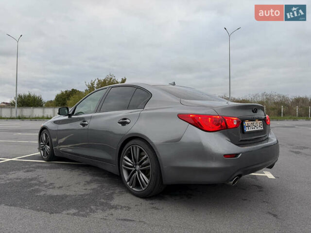 Серый Инфинити Q50, объемом двигателя 3.5 л и пробегом 173 тыс. км за 14400 $, фото 4 на Automoto.ua