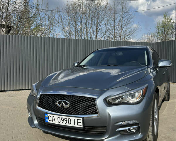 Сірий Інфініті Q50, об'ємом двигуна 3.7 л та пробігом 276 тис. км за 13999 $, фото 10 на Automoto.ua