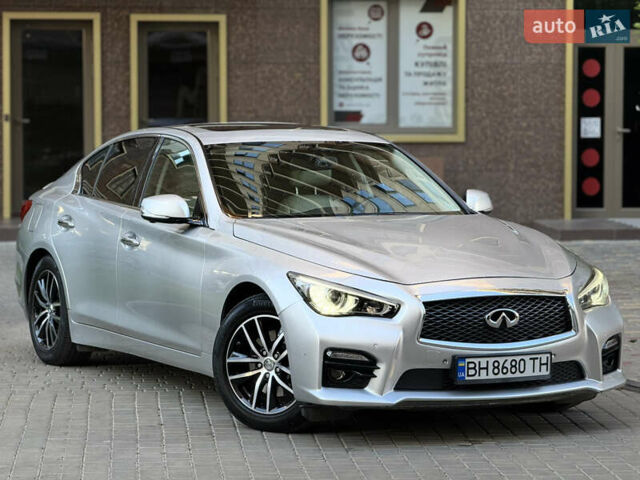 Серый Инфинити Q50, объемом двигателя 3.5 л и пробегом 89 тыс. км за 16000 $, фото 4 на Automoto.ua