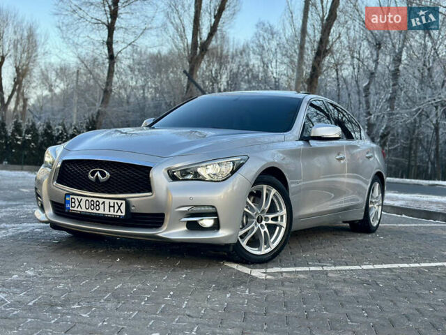 Сірий Інфініті Q50, об'ємом двигуна 2.14 л та пробігом 185 тис. км за 14800 $, фото 11 на Automoto.ua