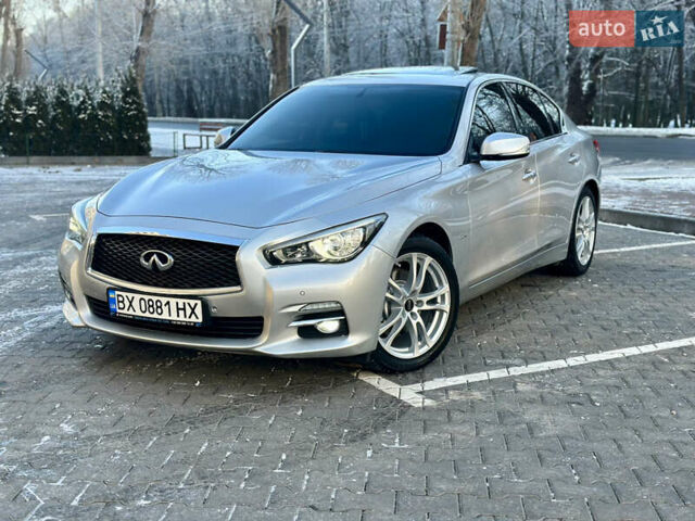 Сірий Інфініті Q50, об'ємом двигуна 2.14 л та пробігом 185 тис. км за 14800 $, фото 10 на Automoto.ua