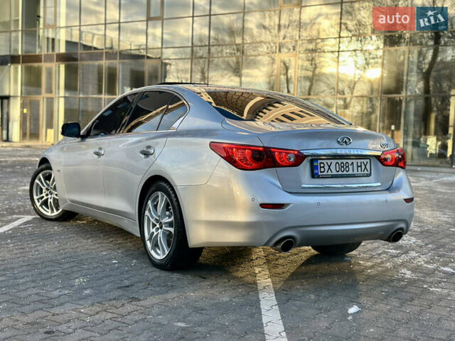 Сірий Інфініті Q50, об'ємом двигуна 2.14 л та пробігом 185 тис. км за 14800 $, фото 3 на Automoto.ua