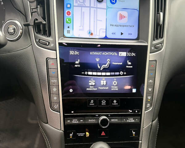 Сірий Інфініті Q50, об'ємом двигуна 2.14 л та пробігом 262 тис. км за 15500 $, фото 15 на Automoto.ua