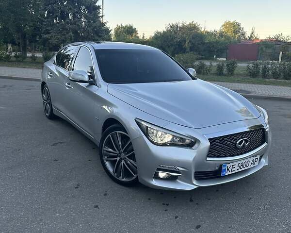 Серый Инфинити Q50, объемом двигателя 2.14 л и пробегом 136 тыс. км за 16000 $, фото 1 на Automoto.ua
