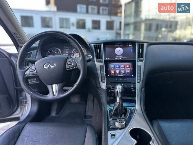 Сірий Інфініті Q50, об'ємом двигуна 2.14 л та пробігом 185 тис. км за 14800 $, фото 34 на Automoto.ua
