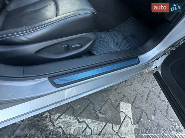 Сірий Інфініті Q50, об'ємом двигуна 2.14 л та пробігом 185 тис. км за 14800 $, фото 42 на Automoto.ua