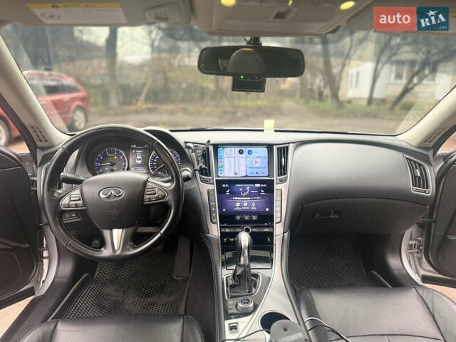 Сірий Інфініті Q50, об'ємом двигуна 2.14 л та пробігом 262 тис. км за 15500 $, фото 16 на Automoto.ua