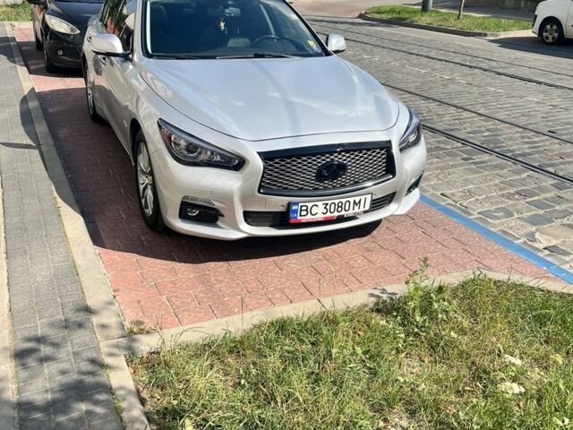 Серый Инфинити Q50, объемом двигателя 3.5 л и пробегом 140 тыс. км за 15500 $, фото 2 на Automoto.ua