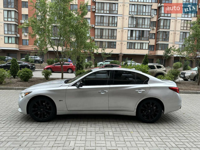 Сірий Інфініті Q50, об'ємом двигуна 1.99 л та пробігом 159 тис. км за 12900 $, фото 4 на Automoto.ua