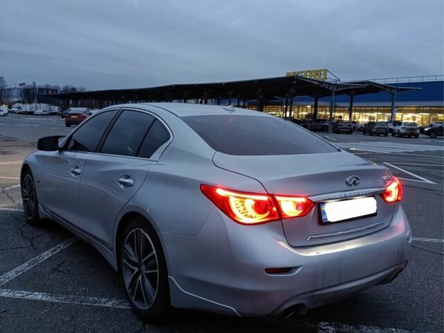 Серый Инфинити Q50, объемом двигателя 3.7 л и пробегом 71 тыс. км за 12700 $, фото 2 на Automoto.ua