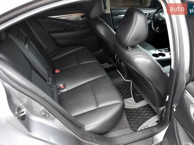 Серый Инфинити Q50, объемом двигателя 3.7 л и пробегом 133 тыс. км за 12999 $, фото 27 на Automoto.ua