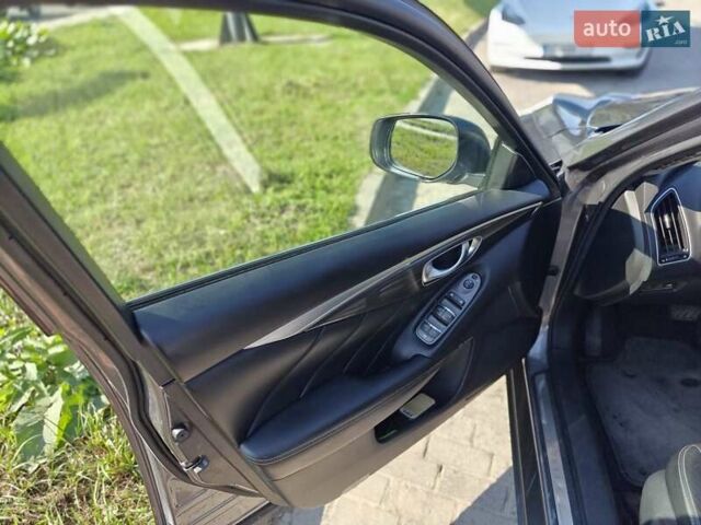 Серый Инфинити Q50, объемом двигателя 2.14 л и пробегом 210 тыс. км за 14100 $, фото 8 на Automoto.ua