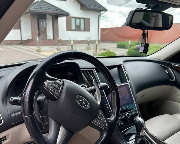 Сірий Інфініті Q50, об'ємом двигуна 3.7 л та пробігом 168 тис. км за 15200 $, фото 4 на Automoto.ua