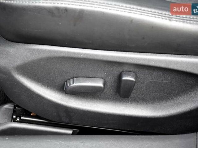 Серый Инфинити Q50, объемом двигателя 3.7 л и пробегом 133 тыс. км за 12999 $, фото 21 на Automoto.ua