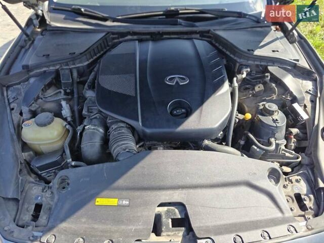 Серый Инфинити Q50, объемом двигателя 2.14 л и пробегом 210 тыс. км за 14100 $, фото 4 на Automoto.ua
