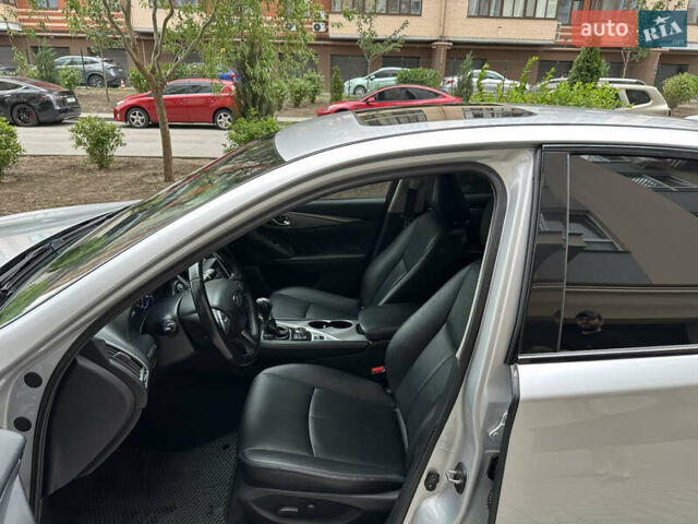 Сірий Інфініті Q50, об'ємом двигуна 1.99 л та пробігом 159 тис. км за 12900 $, фото 34 на Automoto.ua